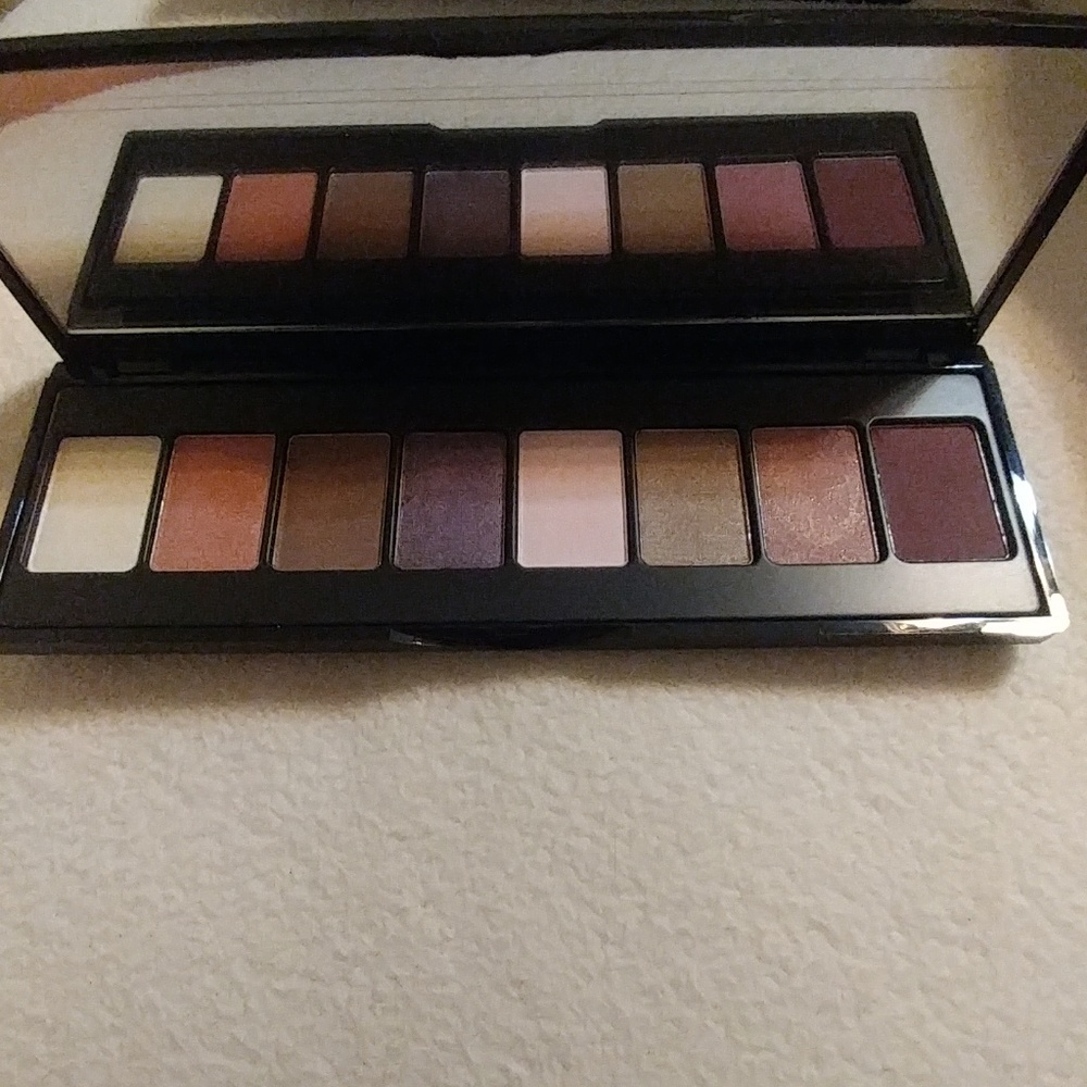 🎈 2 for $30💄Elizabeth Arden Makeup Pallet